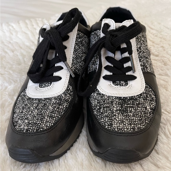 Michael Kors Allie Tweed Trainer Sneakers in Black and White (size 7.5) - Picture 3 of 12